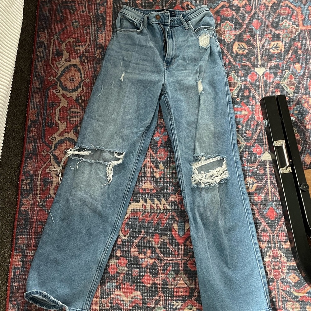 Hollister women’s jeans size 26
